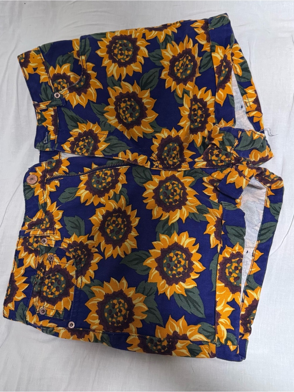 Vintage Forever 21 Sunflower Rolled Hem Zip Fly Denim Shorts M  Size 29  Cotton